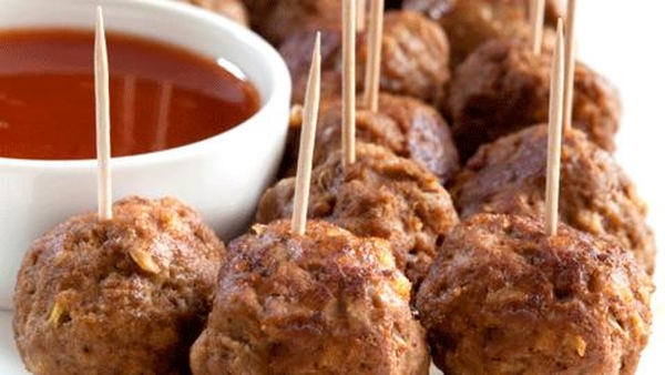 Spicy Meatballs and Pepper Casserole