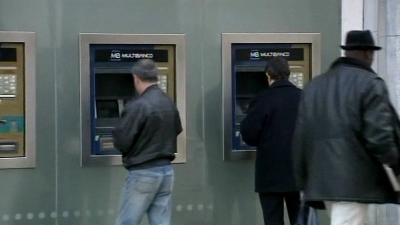 Portugal - Issued €1bn in treasury bills