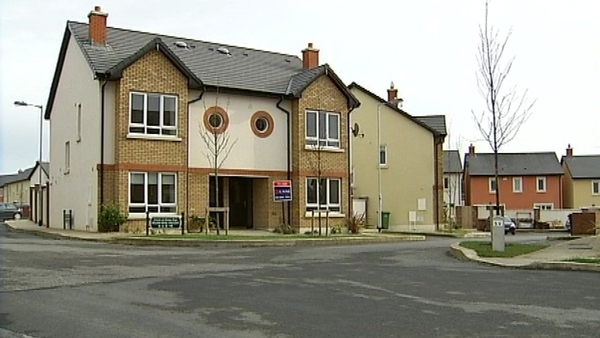<p>House price decline &#39;accelerating&#39;</p>