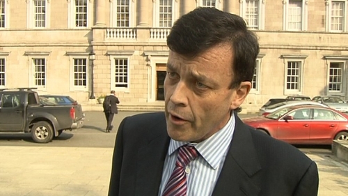 Brian Lenihan - Funeral to take place on Tuesday