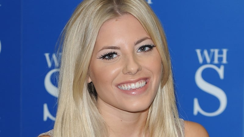 King - New romance for the singer