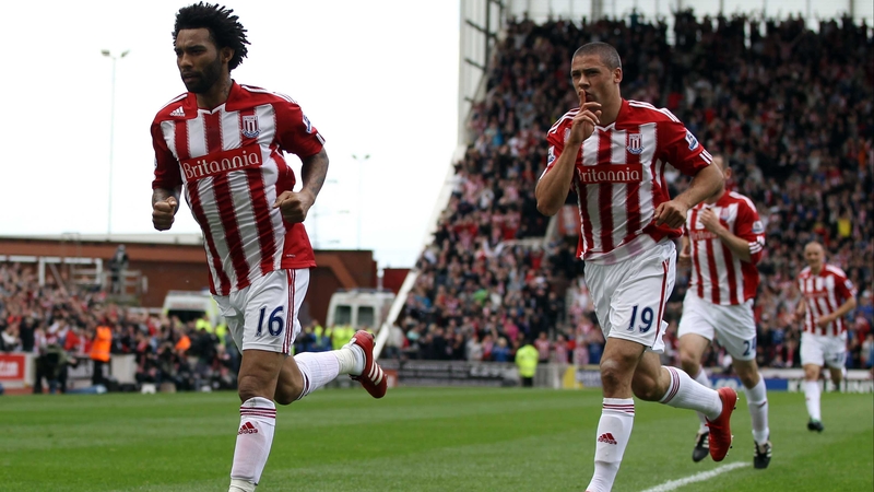 Jermaine Pennant (L) was on loan at Wolves last season