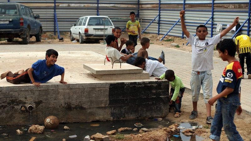 Libya - An estimated 650,000 refugees are in border camps