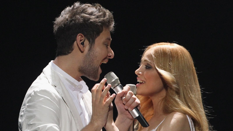 Azerbaijan wins with Running on scared