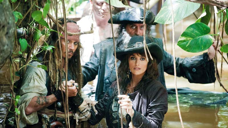 Penélope Cruz gets down and dirty with the boys!