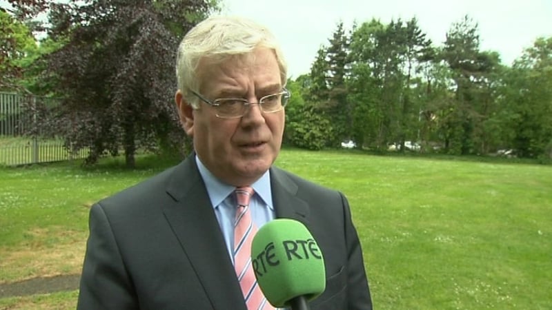 Eamon Gilmore - Backbench TDs are entitled to opinions