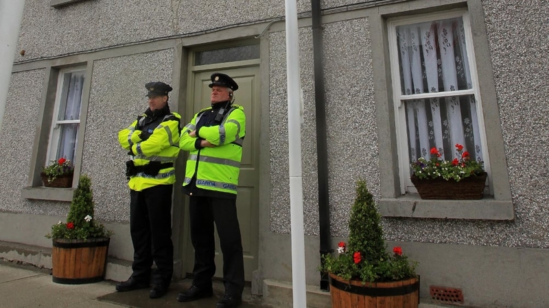 Moneygall - Gardaí on duty