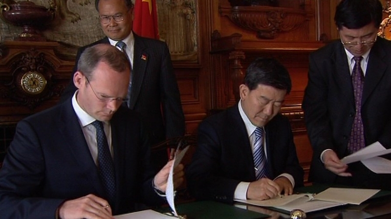 Simon Coveney - Plans to build on relationship with Chinese counterpart