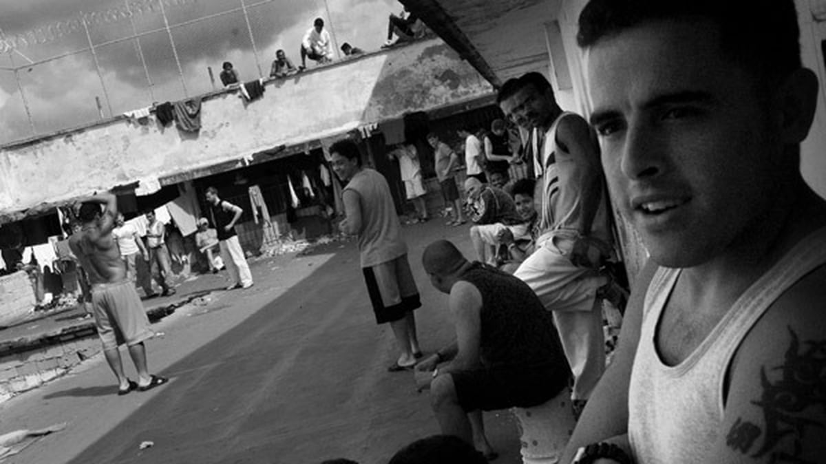 Cocaine Diaries: Story of a Drug Mule
