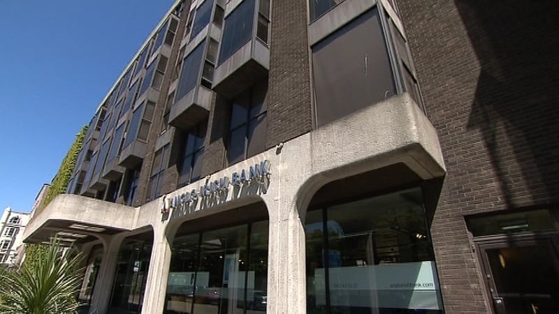 Anglo Irish Bank - Court order against Quinn family