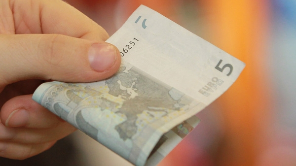 Consumer prices fall by 0.4% in the year to April, the latest CSO figures show
