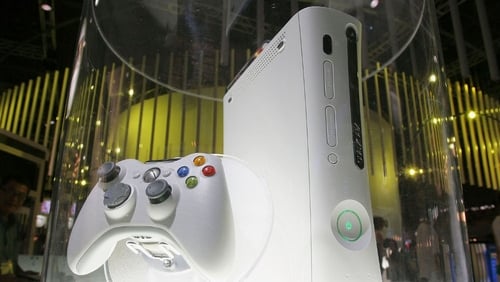 Microsoft issued a messages acknowledging technical difficulties