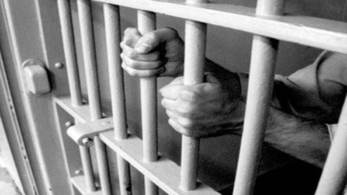 Prison services accommodating too many people with mental health issues