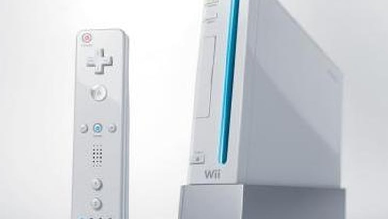 Nintendo shares slump after profit warning