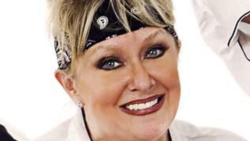 Twink reigns as queen of the kitchen!