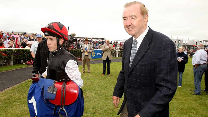 Dermot Weld has received a significant boost with the news that some of the Aga Khan's blue-bloods will be making their way to Rosewell House
