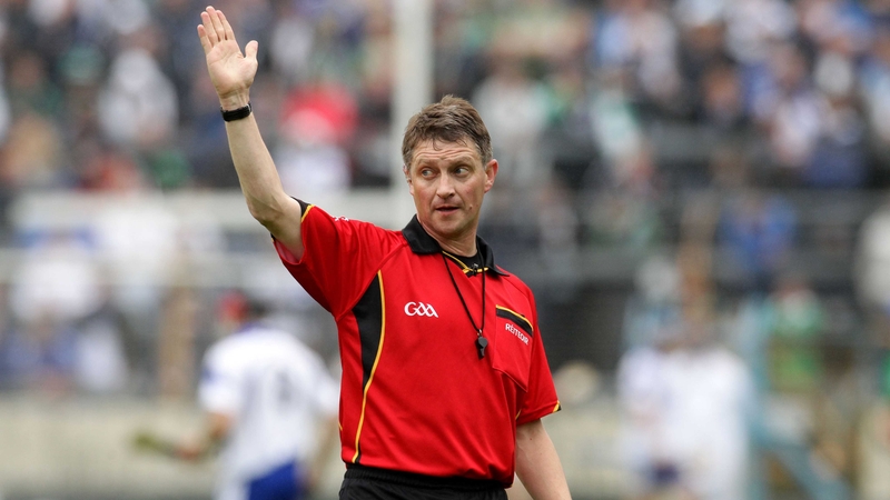 Barry Kelly - "It's pretty much impossible to adjudicate on the square ball".