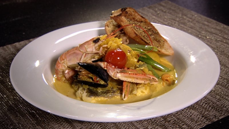 Serve with grilled bread with some seaweed and lime butter.