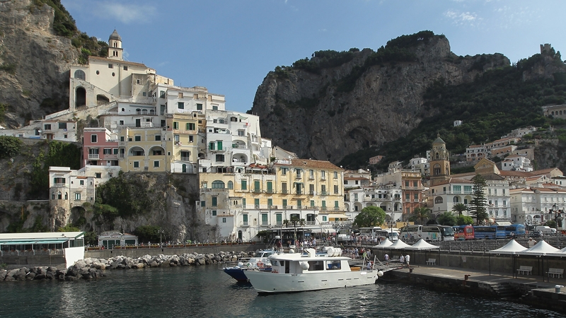 Italian economy sees small rally in the second quarter