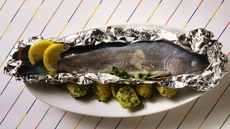 Cook on very hot barbeque for 10 minutes.