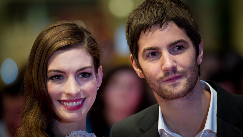 Anne Hathaway and Jim Sturgess