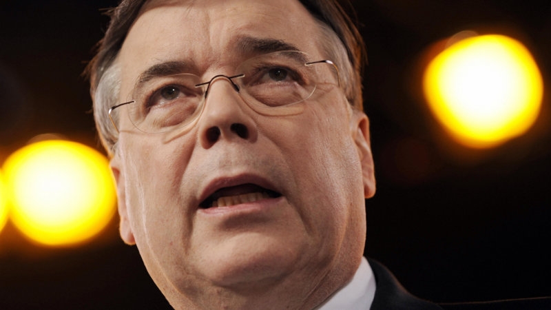 We did everything possible, Geir Haarde tells court