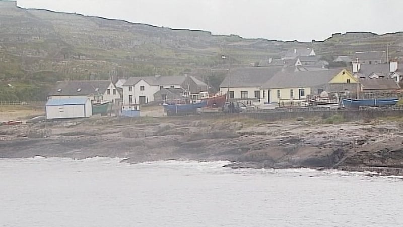 Inis Oírr & Inis Meáin fágtha gan aon chumhacht leictreachais