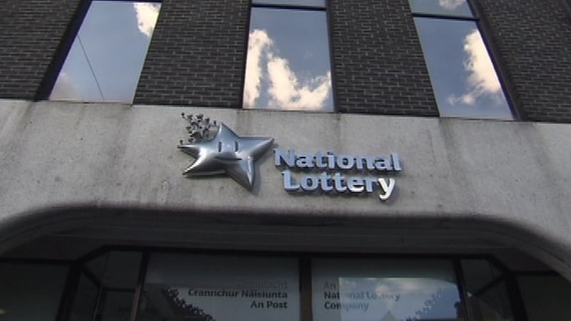 The Bere Island syndicate collected the winnings from National Lottery headquarters this morning
