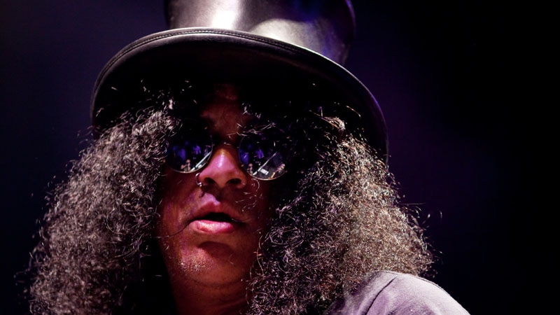 Slash participated in a benefit concert for recovering drug addicts