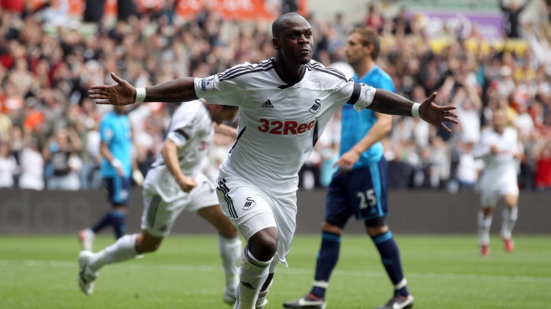 Leroy Lita hit his first goal for Swansea City in a comprehensive win