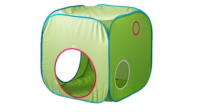 The steel wire frame of BUSA children's folding tent can break in use