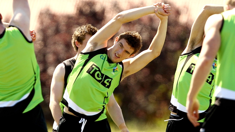 Colm Begley - Warming up yesterday at Whitten Oval, Melbourne