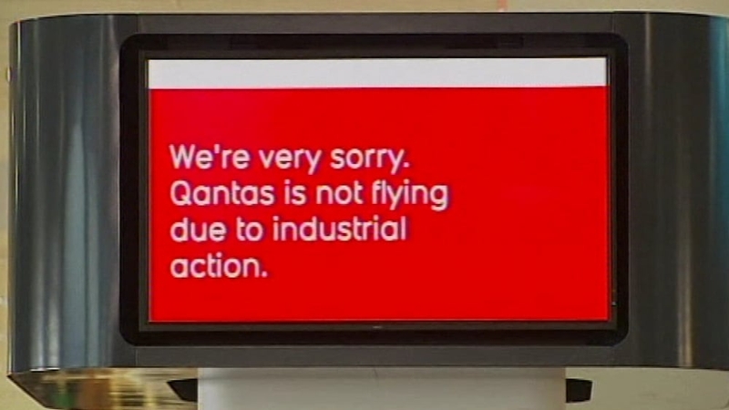 Industrial action forces grounding of all Qantas aircraft