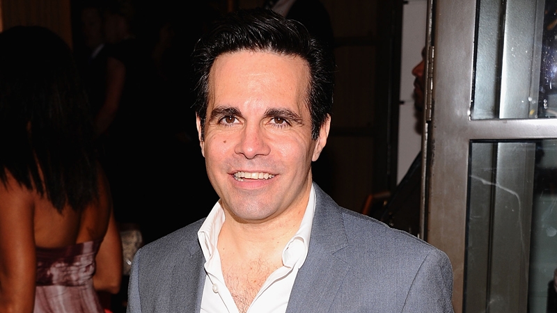 Cantone weds his partner in private ceremony