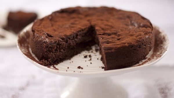 Chocolate mousse cake
