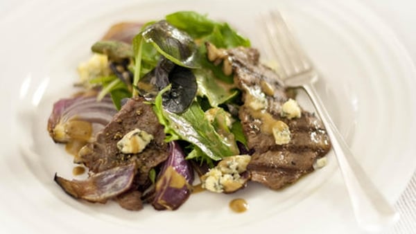 Seared beef salad