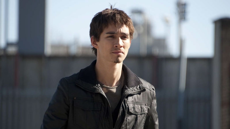 Robert Sheehan in Love/Hate