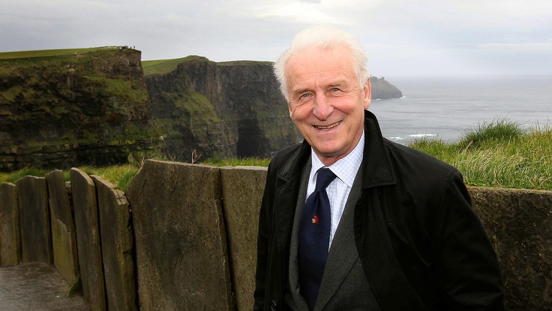 Giovanni Trapattoni - At the Cliffs of Moher during the week