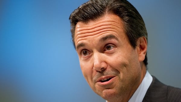 Lloyds CEO Antonio Horta-Osorio to be paid deferred shares bonus of £1.5m for 2012