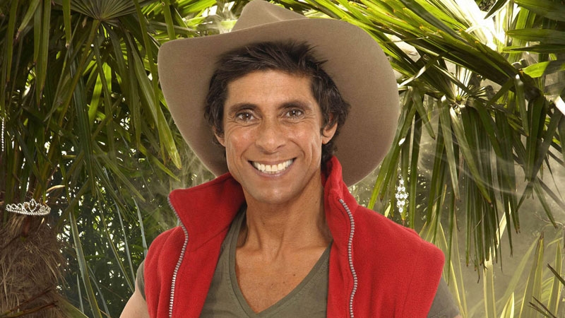 Fatima beats the cockroach but still has to leave