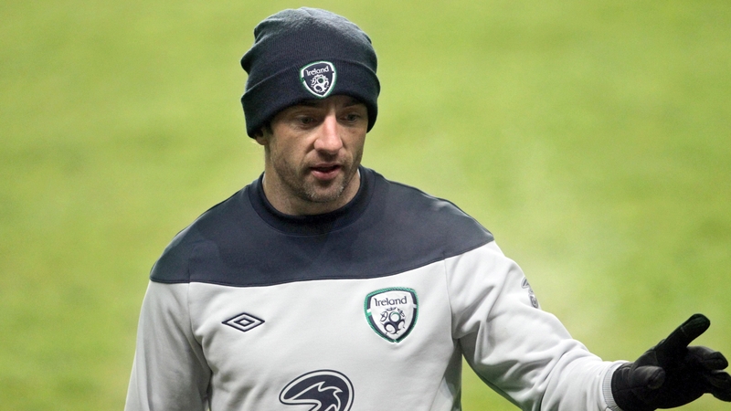 Stephen Hunt - 'Messi and Ronaldo don't have Irish passports'