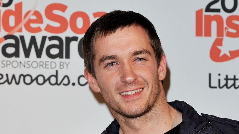 Anthony Quinlan says goodbye to Hollyoals' Gilly Roach