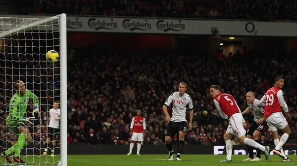 Thomas Vermaelen redeems his own goal with an equalising header for Arsenal