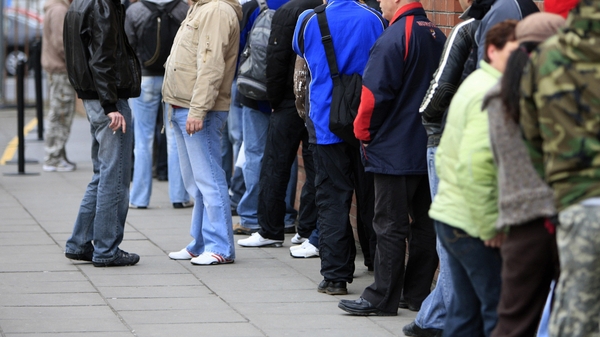 Unadjusted total on Live Register below 400,000 for the first time since 2009