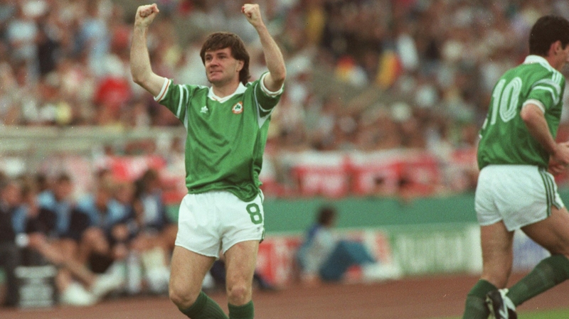 Ireland wore green when they beat England in Stuttgart and Italy at Giants Stadium - Ray Houghton played in those two games as well...
