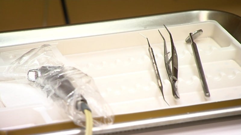 The Dental Complaints Resolution Service is a voluntary service which offers an independent and free mediator service to patients