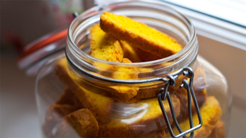Saffron Biscotti