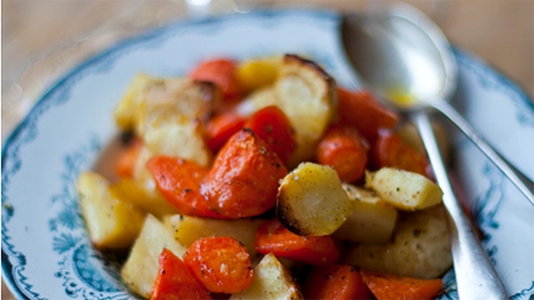 Honey and Cardamom Roast Carrot and Parsnips