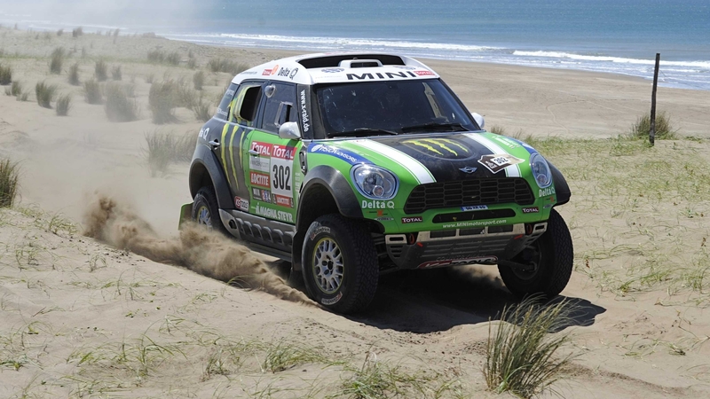 Stephane Peterhansel remains in the lead after the weather-affected stage on Saturday