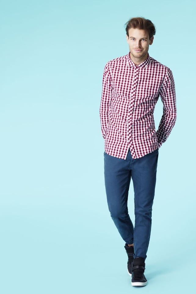 Shirt €17.99, Chinos €29.99, high tops €29.99